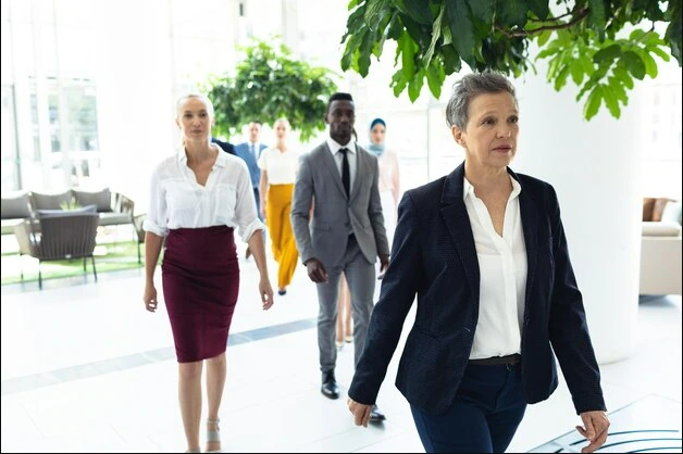 Cognitive diversity enhances organizational agility
