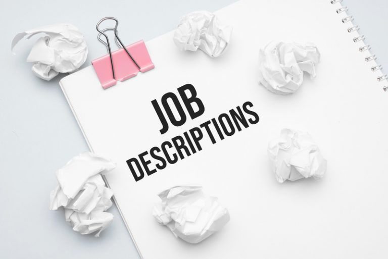 How to Create a Job Description That Attracts Applicants