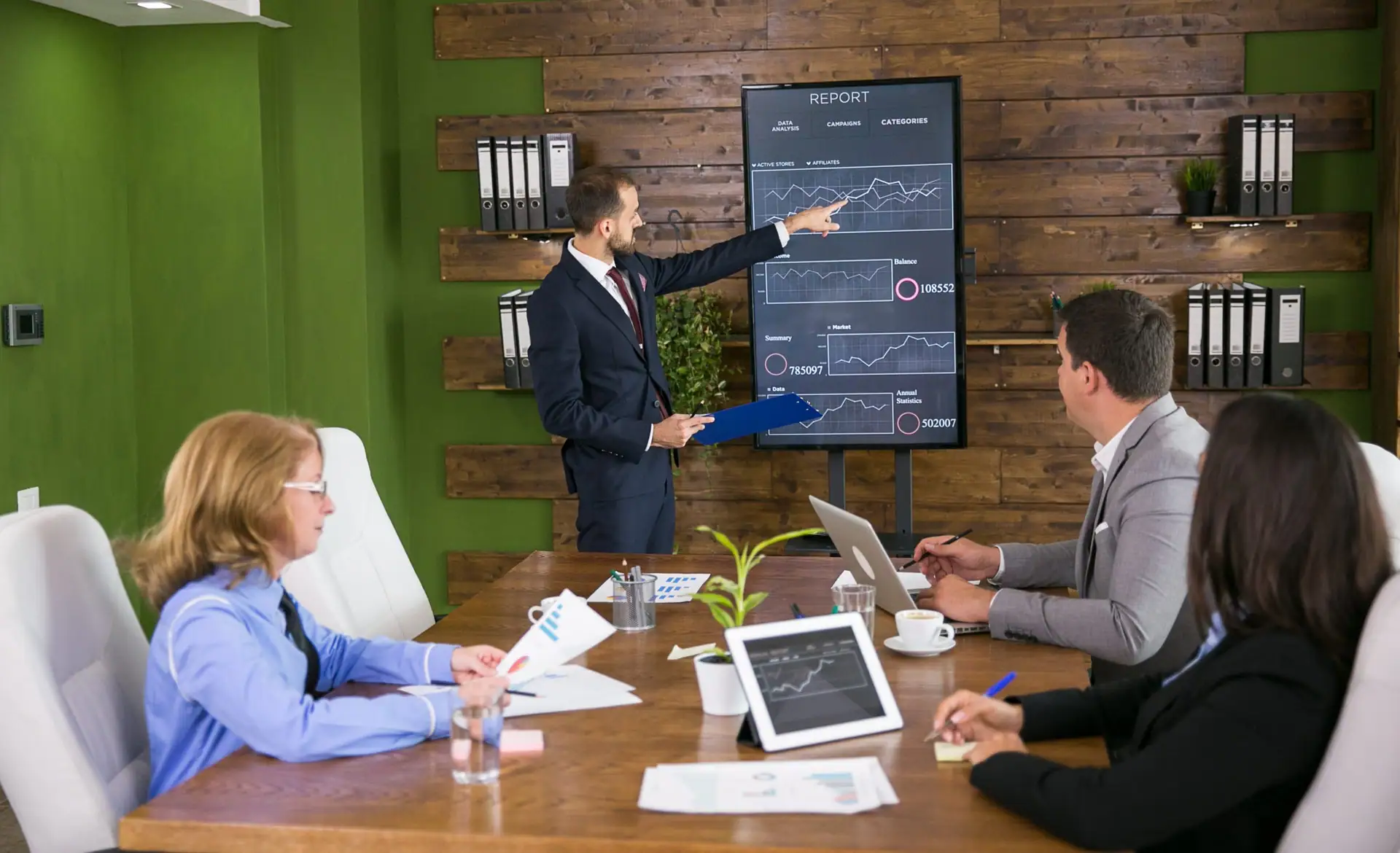 Consistently Share Key Information